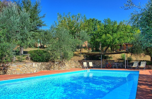 Montelupo Fiorentino Apartment | Nice apartment with WIFI, pool, TV, pets allowed and panoramic view, close to Florence