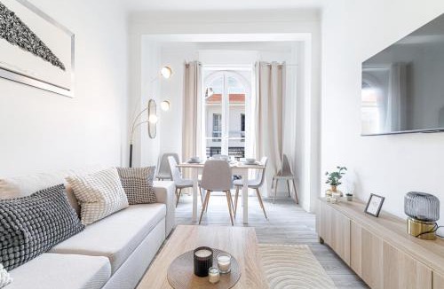Vernier Apartment | Nice Apt - City Center, Wifi, AC, 2-6 Pers