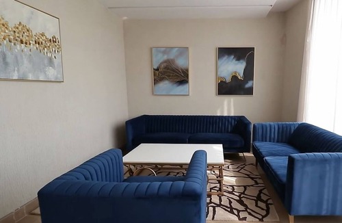 Gurugram Apartment | Nice-bedroom apartment in brilliant Gurugram with AC locate in gurgaon