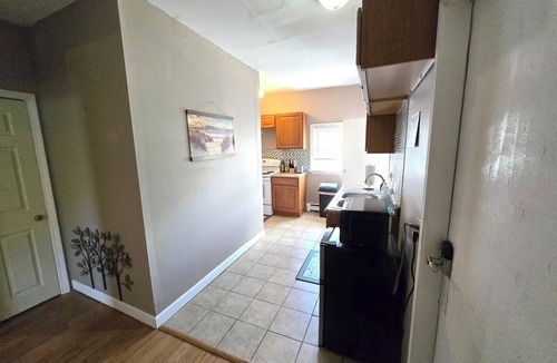 Providence Apartment | Nice big apt near Whole Foods, Brown University
