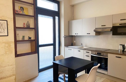 Hotel de Ville - Quinconces Apartment | Nice bright and very central cocoon in Bordeaux
