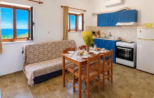 Paralia House | Nice Bungalow In Astros Arkadias With Wifi