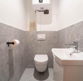 Vernier Apartment | Nice Centre - Loft - Balnéo 1