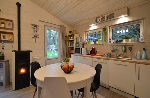 Saint-Leger Ski Chalet | Nice chalet by the woods in Saint-Léger