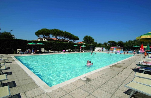 Lido di Dante House | Nice Chalet with Terrace near Sea