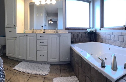 Piedmont House | Nice, clean, large 4-Bedroom home between Sturgis and Rapid City