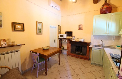 Bucine Villa | Nice cottage ideal for couples, large enclosed garden with private pool. Pets are welcome. Bucine is