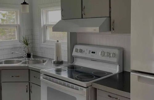 Sheet Harbour House | Nice country home by the water