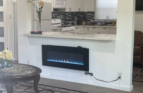 West Los Angeles Condo | Nice & cozy