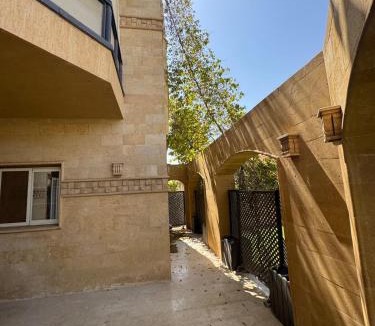 Sheikh Zayed City Villa | Nice cozy villa in Beverly Hills quiet area