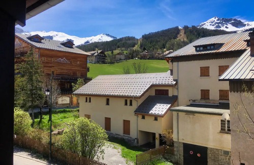 Le Sauze Apartment | Nice duplex in resort center