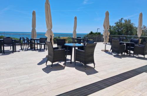 Santa Maria in Stelle Apartment | Nice flat on the beach front with private beach spot included