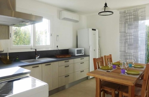 Arpaillargues-et-Aureillac House | Nice holiday home with private terrace, Arpaillargues-et-Aureillac