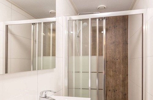 De Bult Villa | Nice group accommodation with BBQ in Overijssel