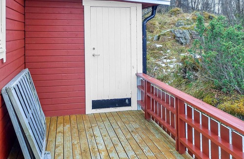 Botnhamn House | Nice home in Botenhamn with house a mountain view