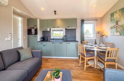 Breukelen House | Nice home in Breukelen