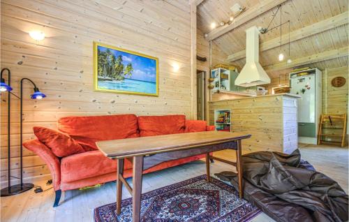 Femmøller House | Nice Home In Ebeltoft With Kitchen