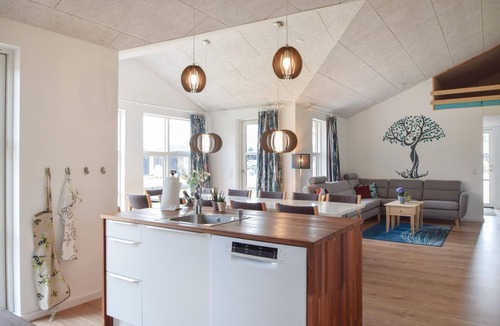 Krejbjerg House | Nice home in Ejstrupholm with sauna
