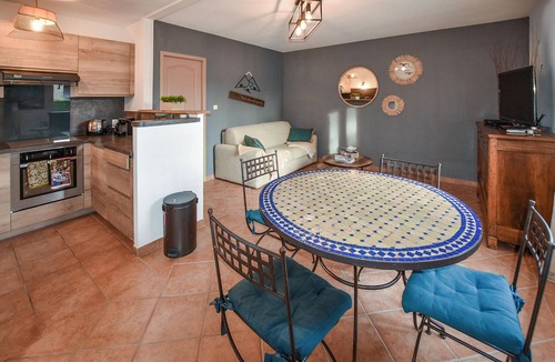 Vaison-la-Romaine House | Nice home in Vaison-la-Romaine with WiFi