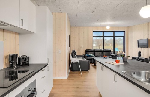 Grenaa House | Nice home in Grenaa with sauna