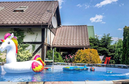 gmina Bedzino House | Nice home in Mscice with swimming pool