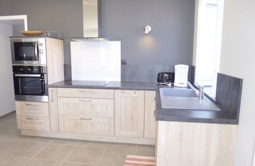Saint-Marcouf House | Nice home in Saint-Marcouf with kitchen