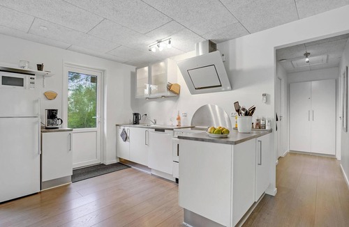 Lihme House | Nice home in Spøttrup with house a panoramic view