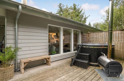 Lihme House | Nice home in Spøttrup with house a panoramic view