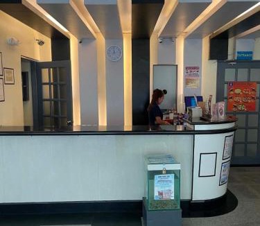 Brgy. 78 Hotel | Nice Hotel Monumento