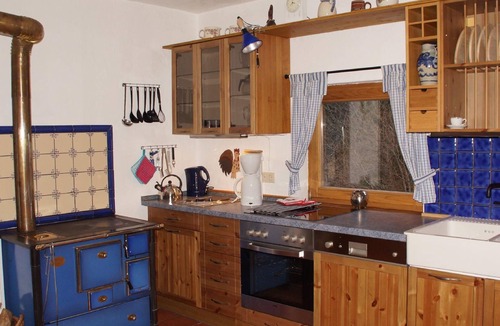Flattach House | Nice House in Innerfragant with Private Parking