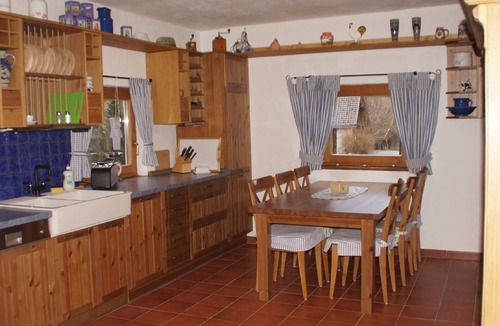 Flattach House | Nice House in Innerfragant with Private Parking