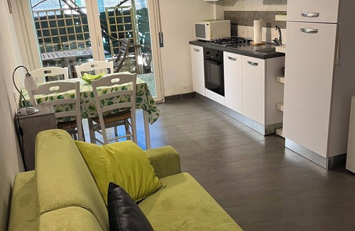 Castiglione della Pescaia Apartment | Nice apartment 50 mt from the sea with outdoor pergola.