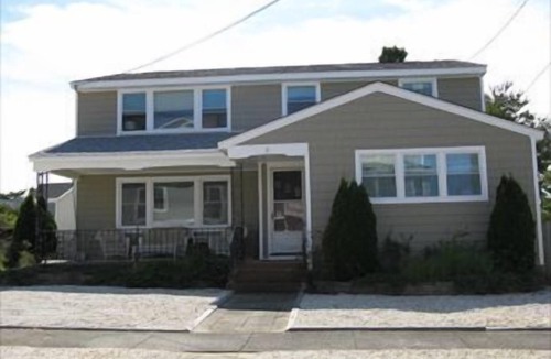 North Beach Haven Apartment | Nice ocean side second floor duplex in Brant Beach, located close to the beach.