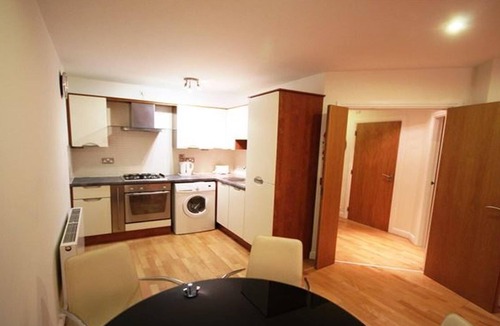 Craiova Apartment | Nice onebedroom clean