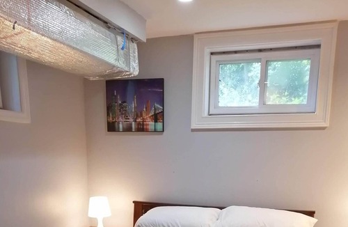 Weequahic House | Nice private Basement bedroom