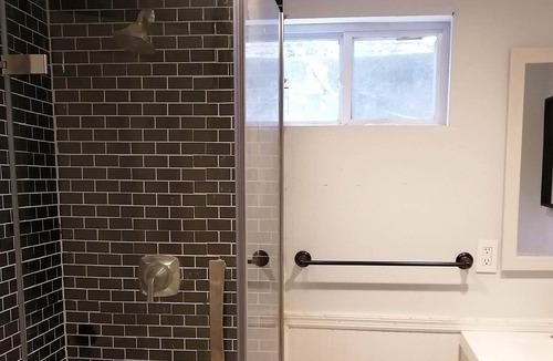 Weequahic House | Nice private Basement bedroom