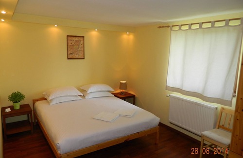 Oarja Bed & Breakfast | Nice property within easy drives towards must see Romanian attractions