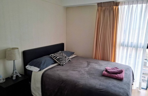 Lince Bed & Breakfast | Nice room with private bathroom and breakfast included in a homestay.