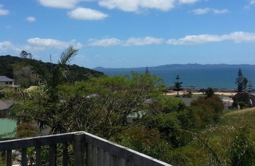 Cable Bay House | Nice, simple, easy going, comfortable beach house