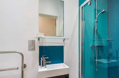 Spitalfields Apartment | Nice Single Room In A Comfortable House