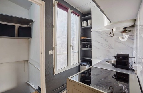 Saint-Merri Apartment | Nice Studio Beaubourg/Le Marais 6
