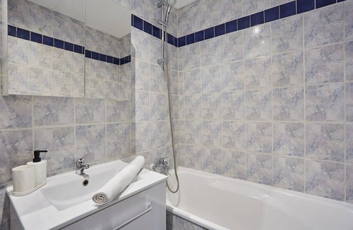 Saint-Merri Apartment | Nice Studio Beaubourg/Le Marais 6