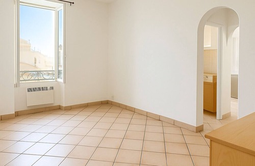 Centre Ville-Gare Apartment | Nice studio in the center of Nice