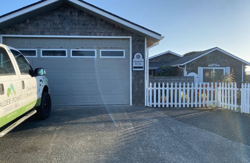 Crescent City Apartment | Nice studio right by the ocean