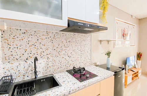 Kedungmanggu Apartment | Nice Studio Room Apartment at LRT City Sentul - Royal Sentul Park
