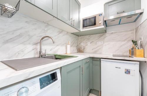 Le Piol Apartment | Nice studio with 1 bedroom, Gambetta, Russian Church