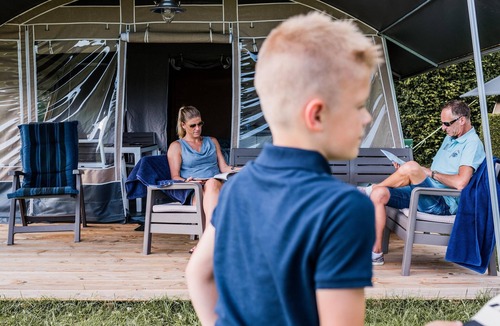Echternacherbruck House | Nice tent on a campsite