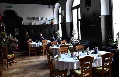 Crimmitschau Apartment | Nice top floor apartment in the center