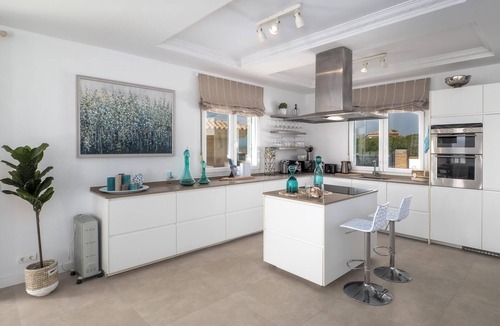 Manilva Villa | Nice villa with exceptional view to the sea!