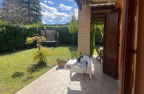 Fermignano House | Nice villa with pool and garden